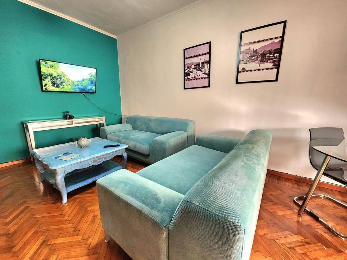 Turqoise Flat In City Center With 24H Self Check In Tirana Exterior photo